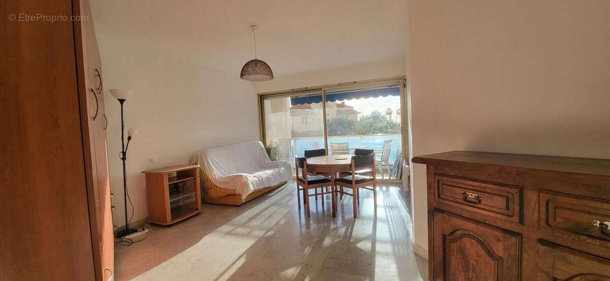 Appartement à CAGNES-SUR-MER