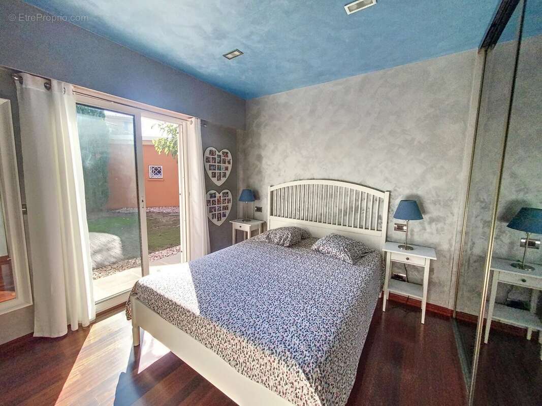 Maison à MANDELIEU-LA-NAPOULE