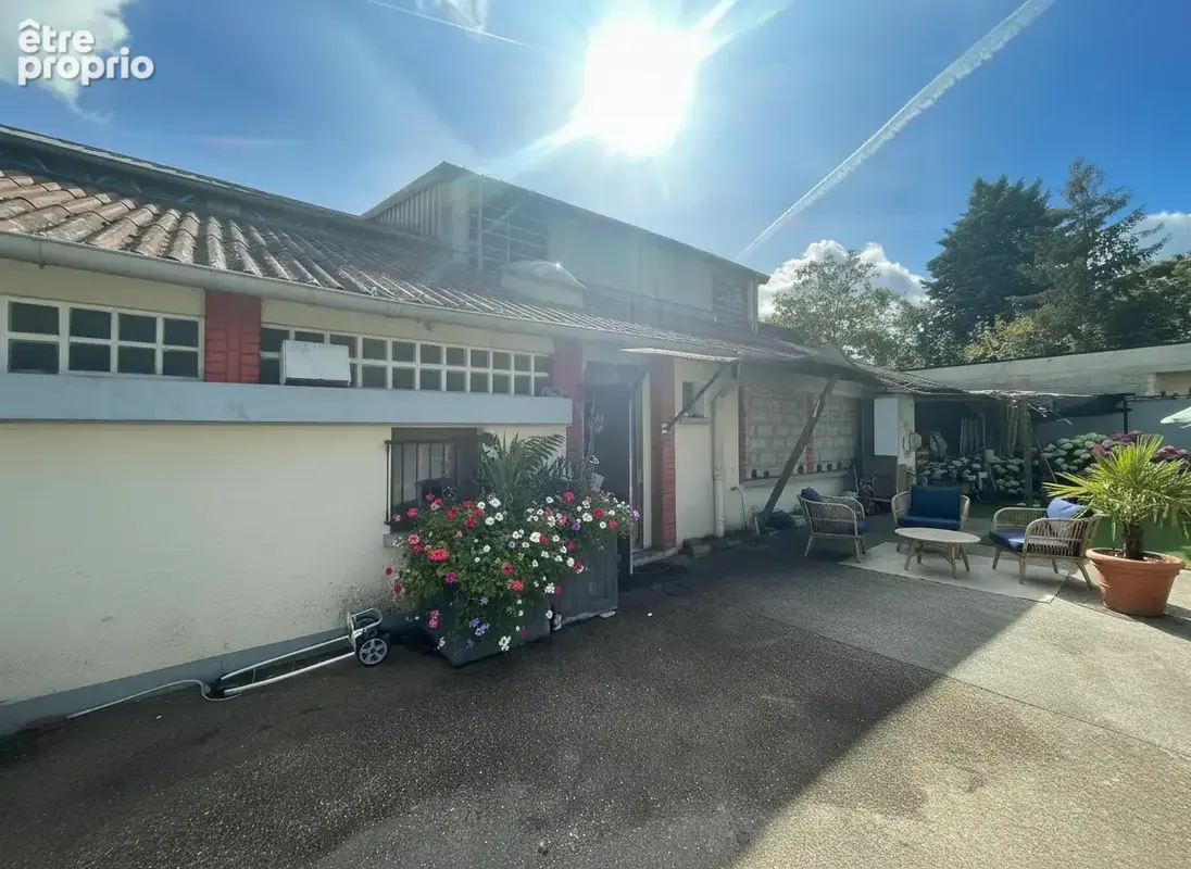À vendre   bien atypique avec fort potentiel, à deux pas du lac d’enghien les bains et du casino - photo 5