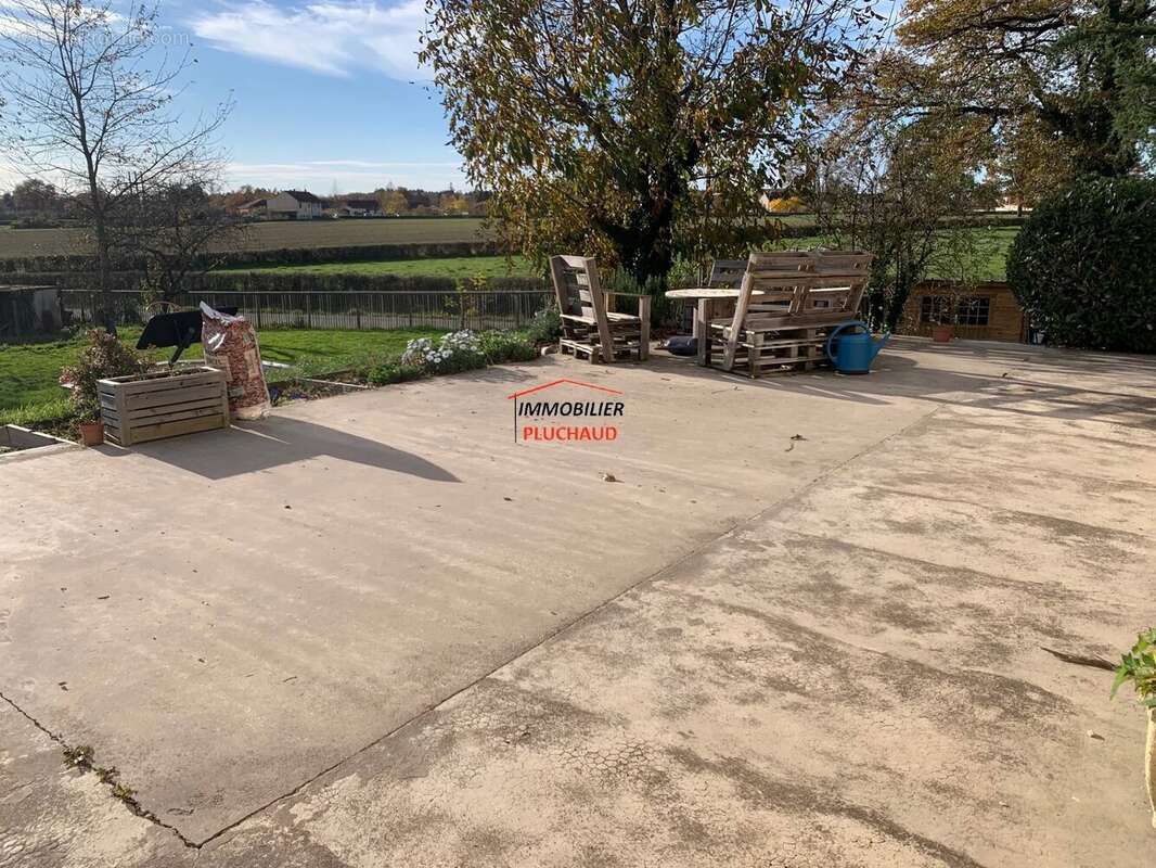 Maison à PARAY-LE-MONIAL