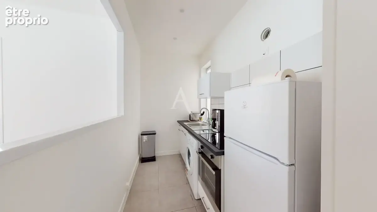 Appartement 2 pièces de 26.75 m2 vendu loué en meublé, avenue d'Argenteuil - DPE D - photo 3