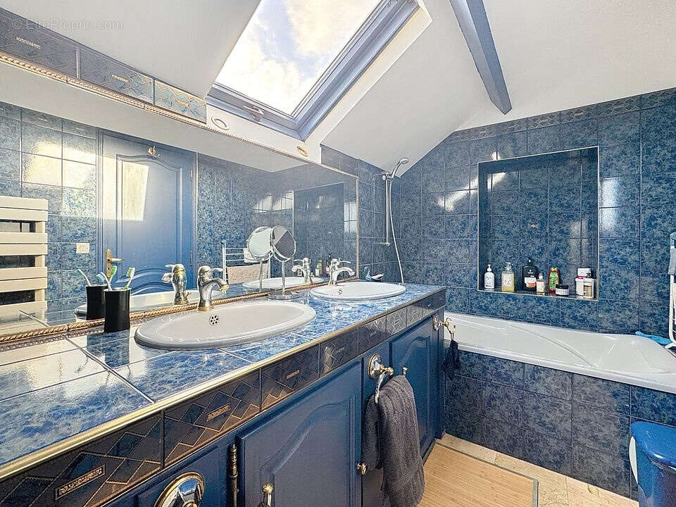 Maison à SOTTEVILLE-LES-ROUEN