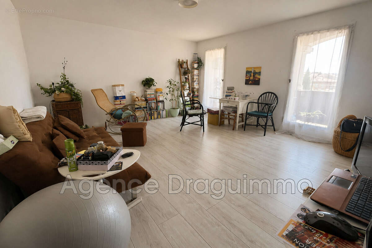 Appartement à DRAGUIGNAN