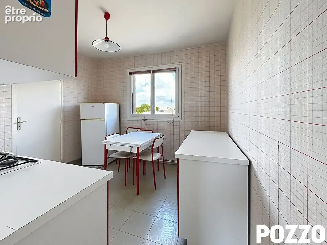 Bel appartement Saint Lo  4 pièce(s) avec balcon garage et ascenseur - photo 5