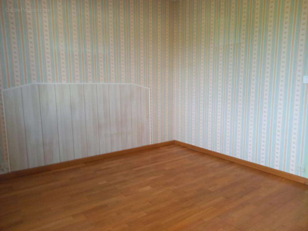 Maison à ROUZIERS-DE-TOURAINE