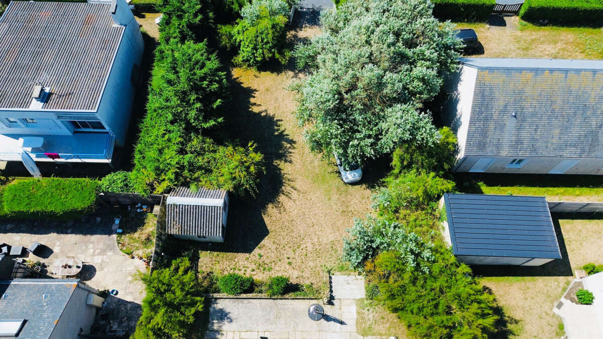 A VENDRE  FRONT DE MER Maison 3 pièces à vendre à Bernières-sur-Mer - Rare sur le marché - photo 4