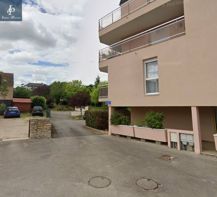 Parking à FONTAINE-LES-DIJON