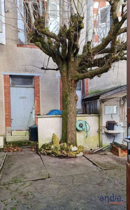 Maison à CHATEAUMEILLANT