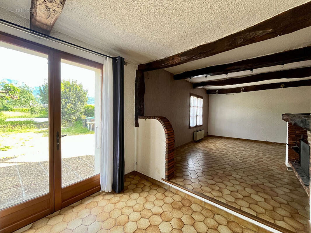 Maison à MOIRANS