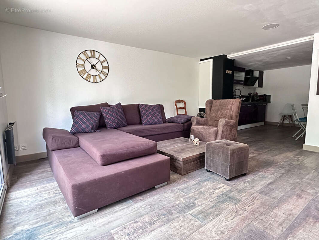Immeuble de rapport ou maison familiale 240 m2 - 4 logements à La Couronne - photo 14