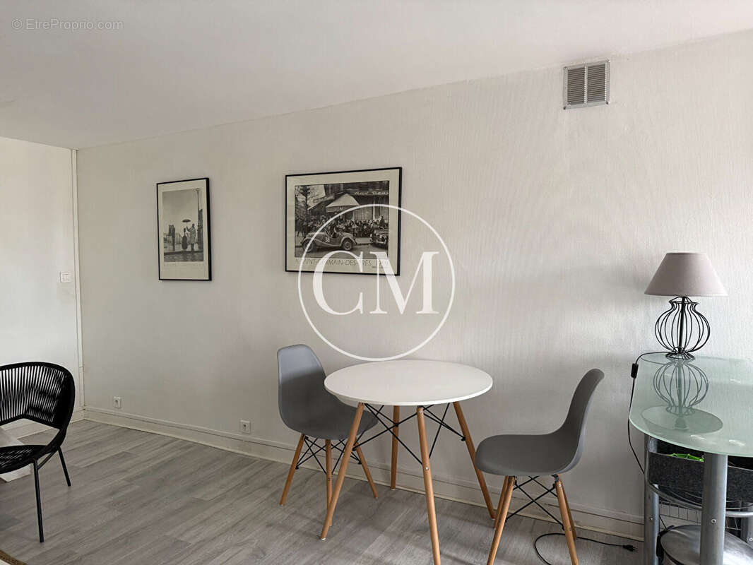 Appartement à VERSAILLES