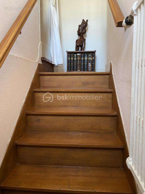 **Charmante Maison Ancienne au Cœur d'Anet – Calme et Authenticité à 1h30 de Paris** - photo 9
