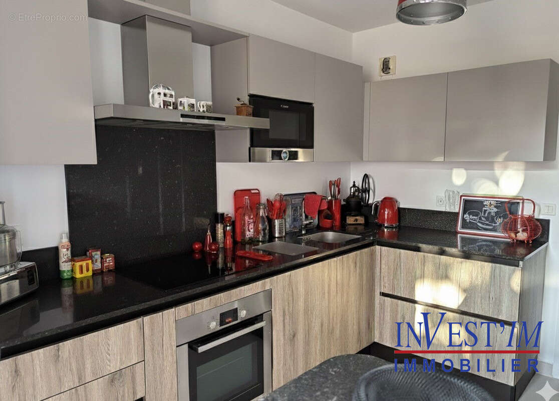 Appartement à SAINT-GENIS-LAVAL