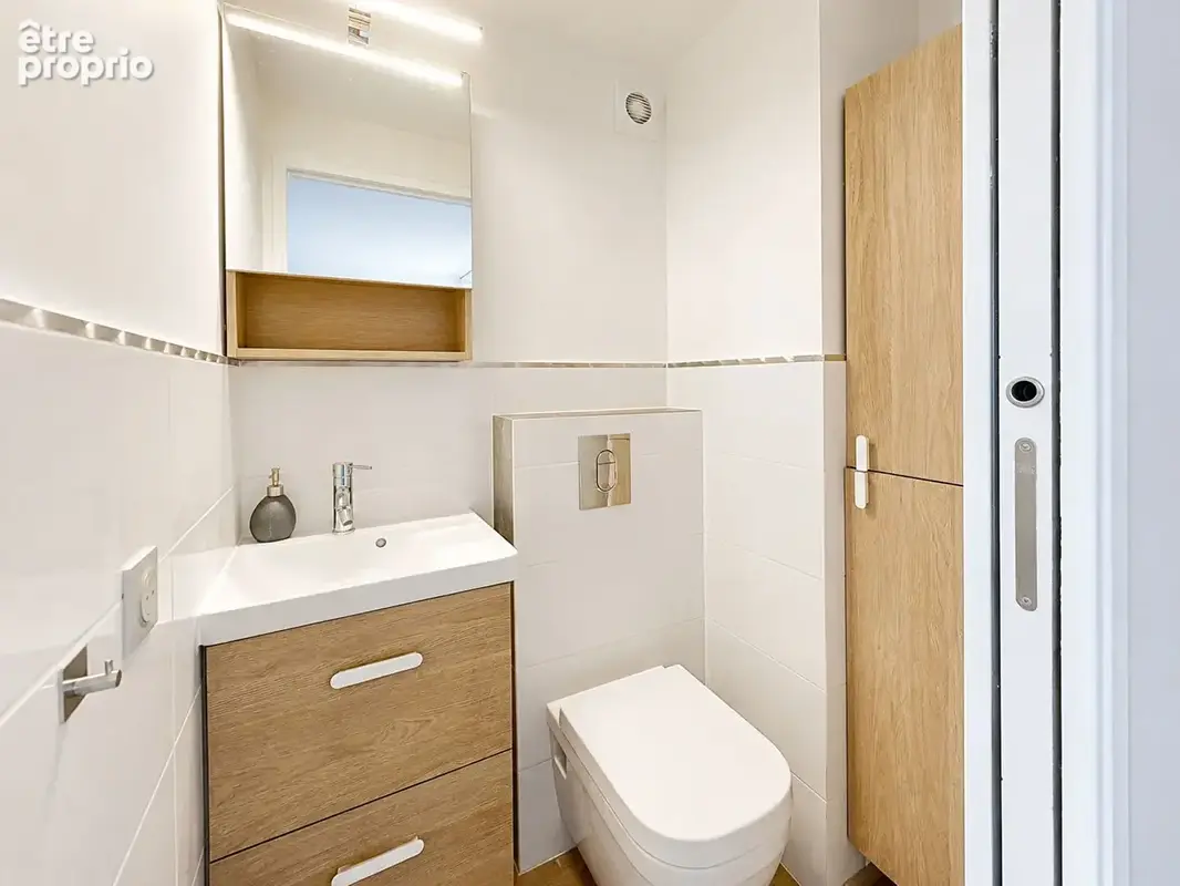 Superbe Appartement  3 pièces vue mer Port Fréjus+parking - photo 18