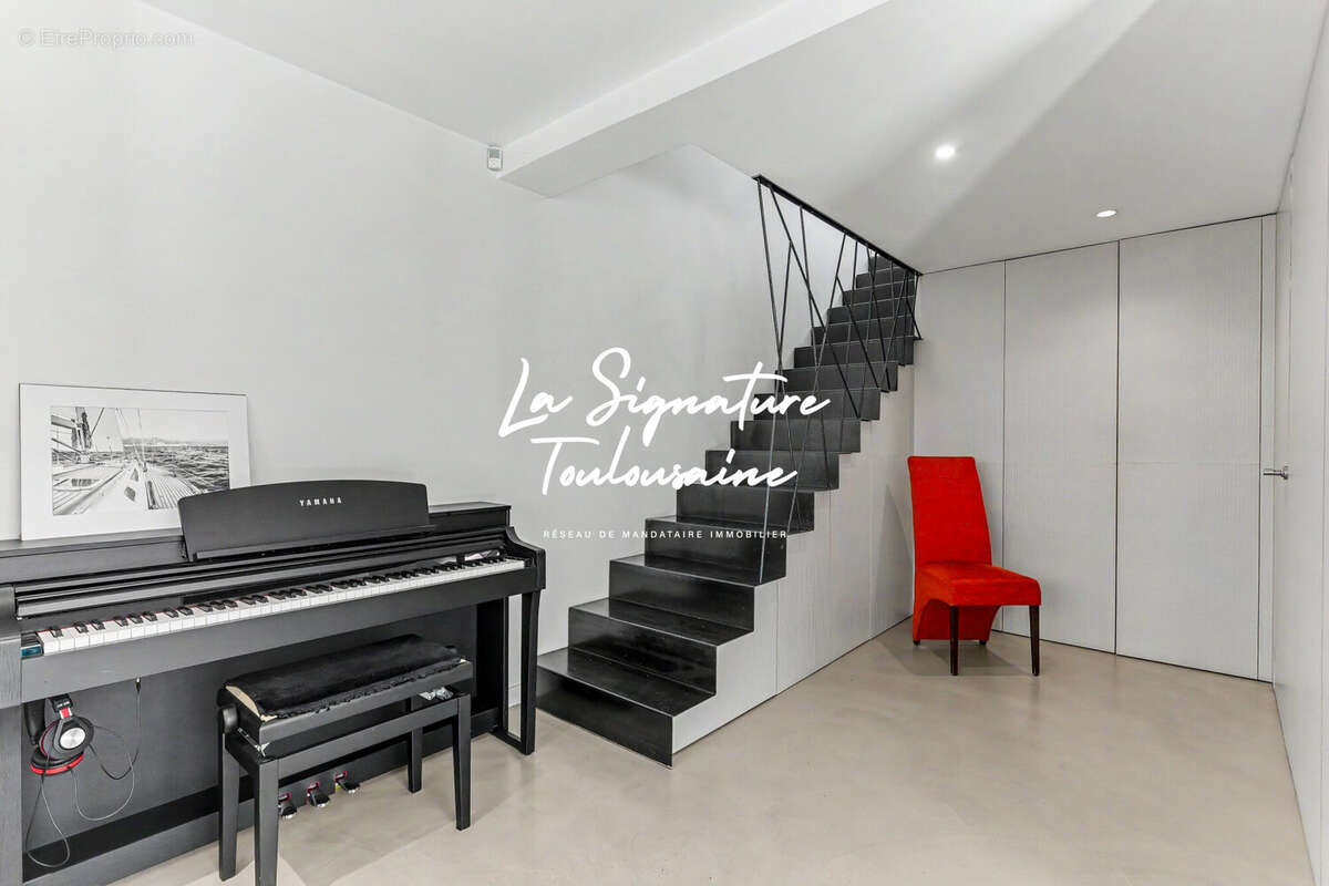 Maison 187 m² à Toulouse  - photo 8