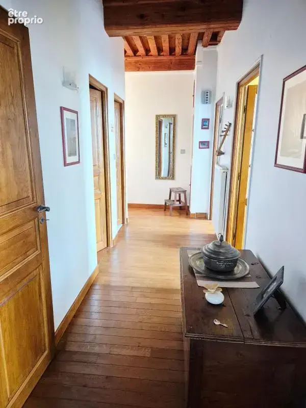 Cœur Croix-Rousse – Dernier étage – Appartement canut de charme - photo 6