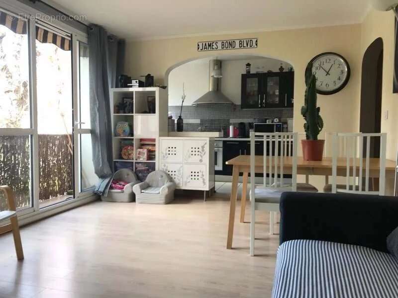 Appartement à LE PERREUX-SUR-MARNE