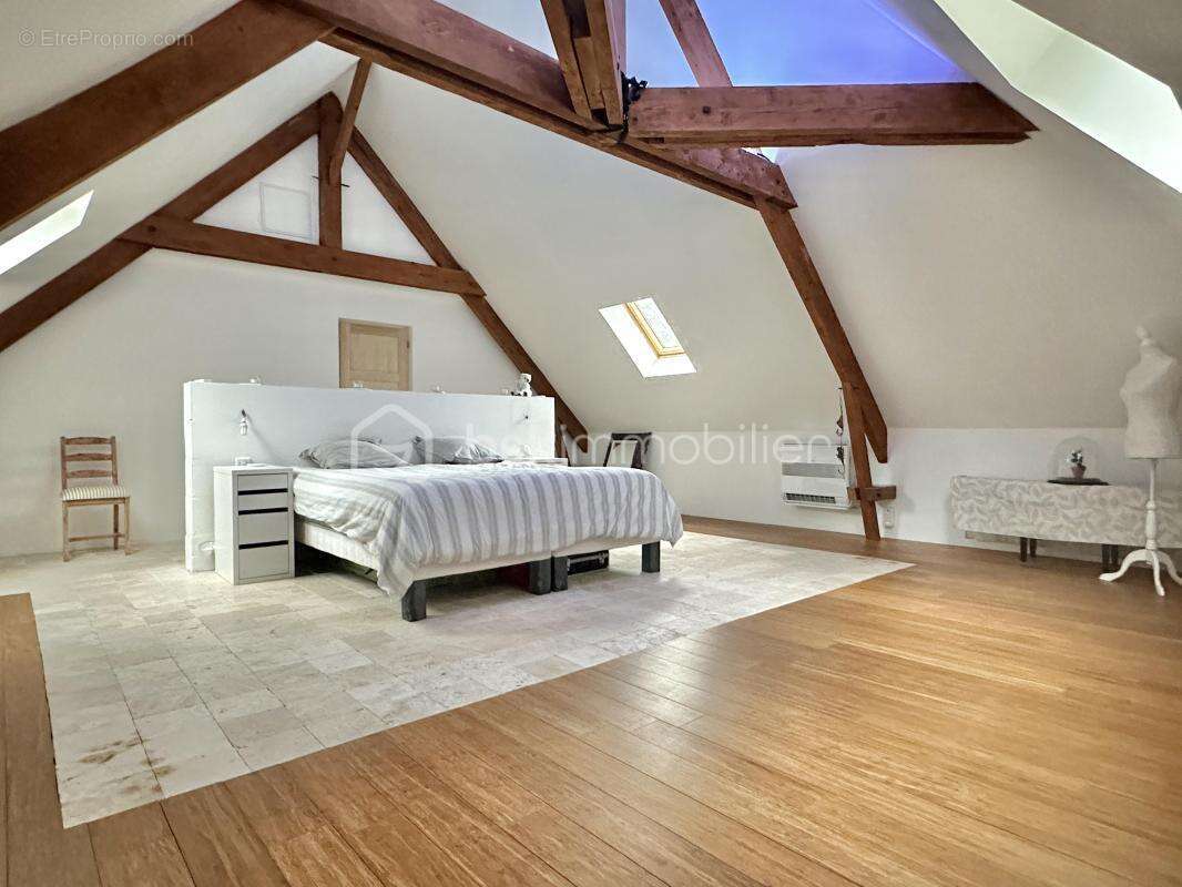 Maison à COURTENAY