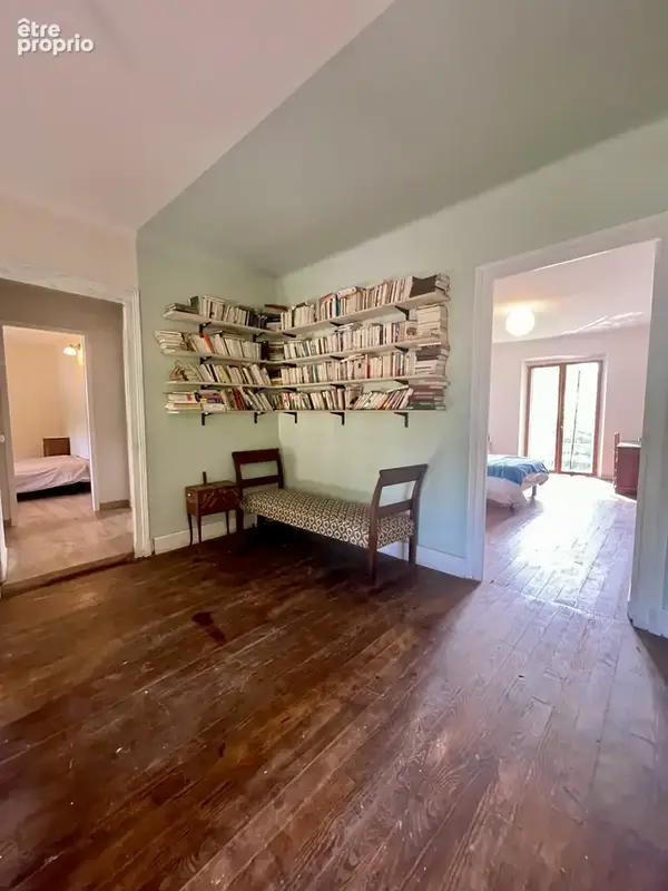 Maison ancienne rénovée avec 4 chambres, dépendances et terrain - photo 19