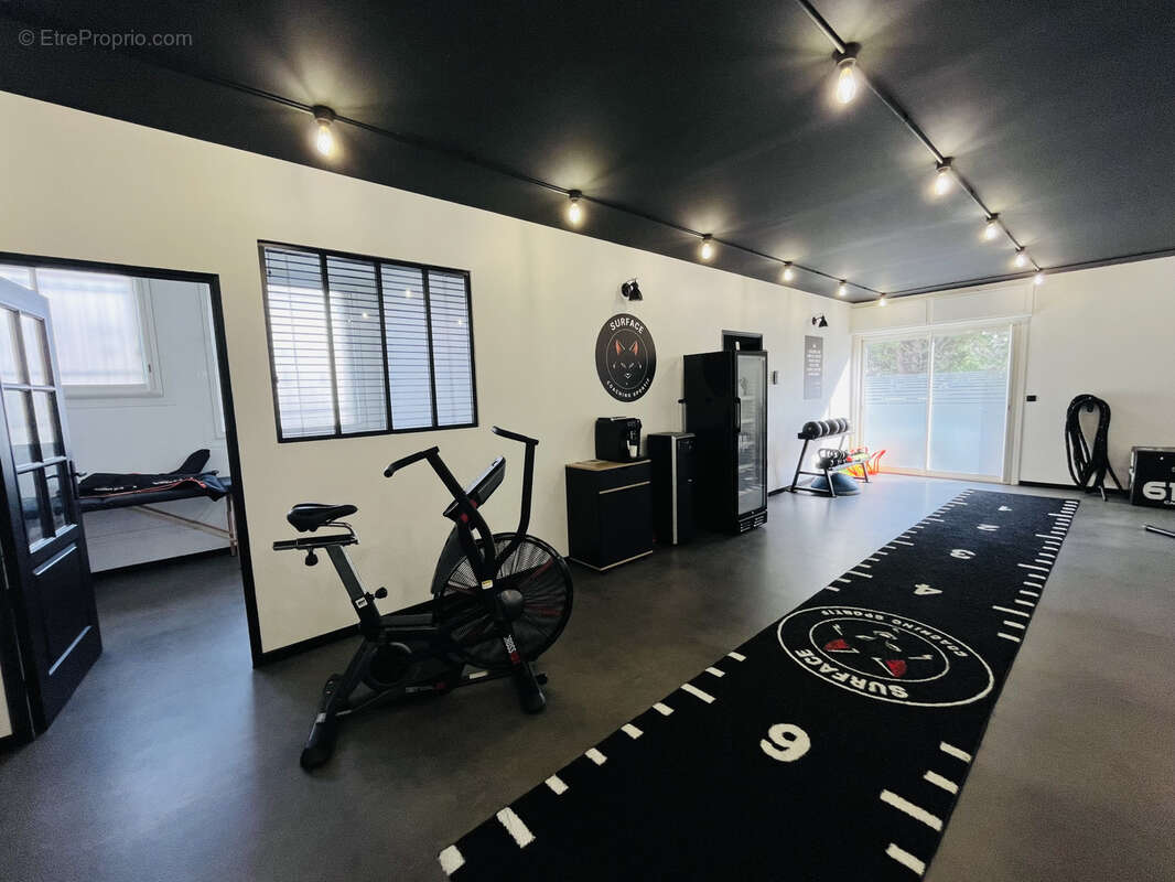 Commerce à SANARY-SUR-MER