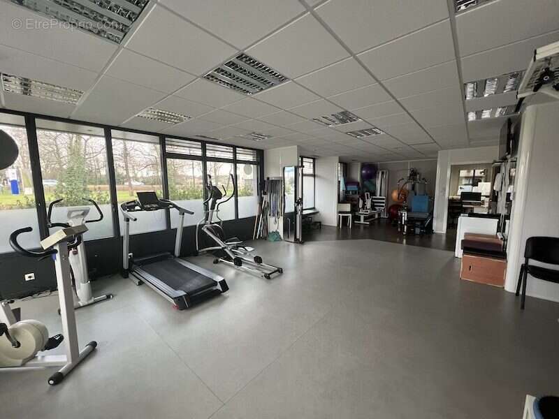 Commerce à LA TESTE-DE-BUCH