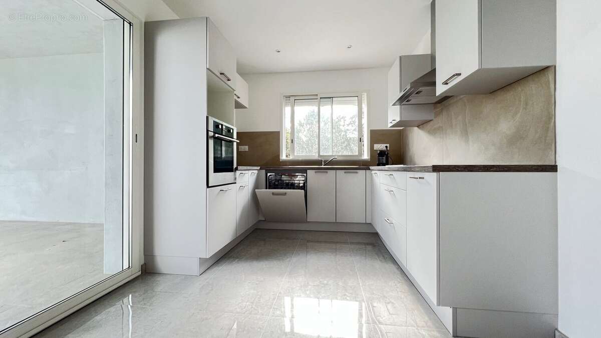 Maison à ESPONDEILHAN