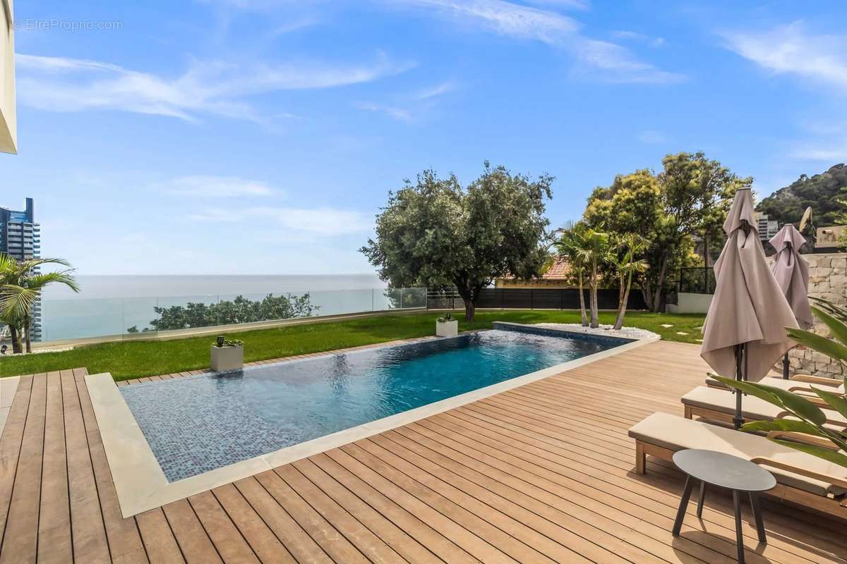 Maison à BEAUSOLEIL