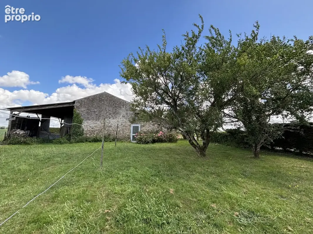 Rare, belle grange en pierres a amenager sur un terrain de 1 194 m2 . - photo 10