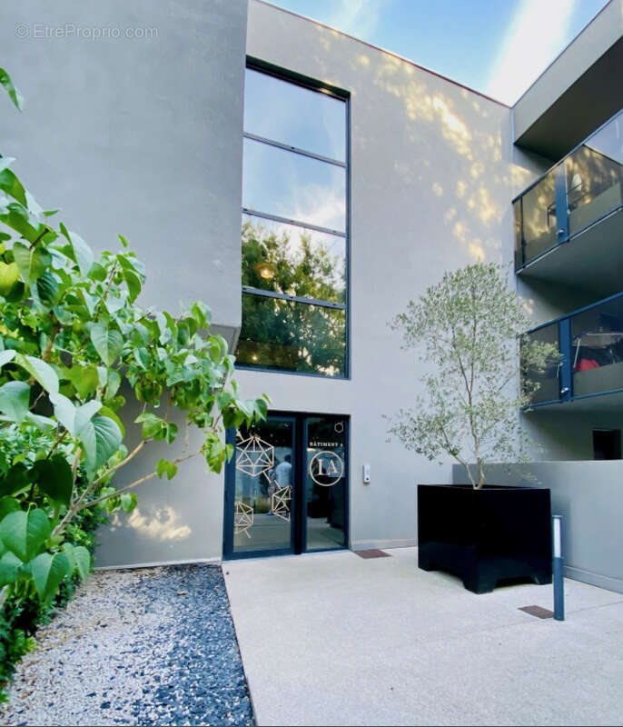 Appartement à LATTES