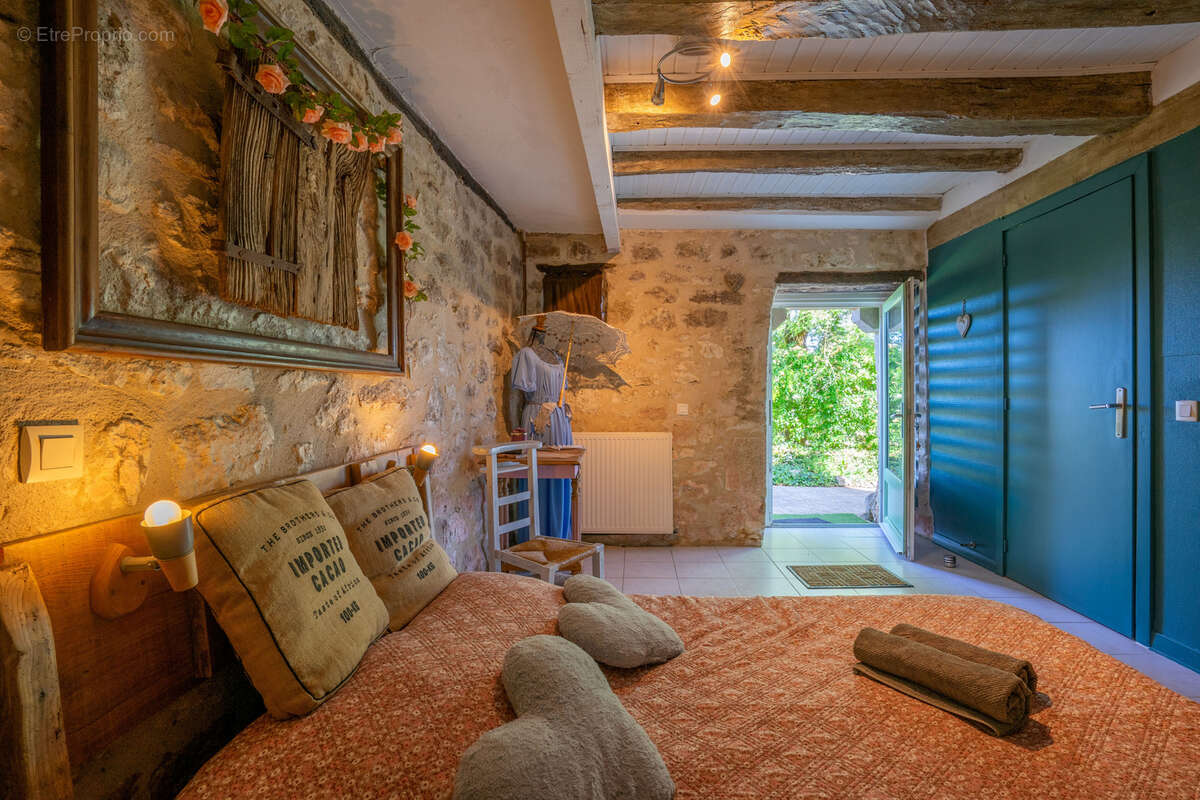 Maison à BAGAT-EN-QUERCY