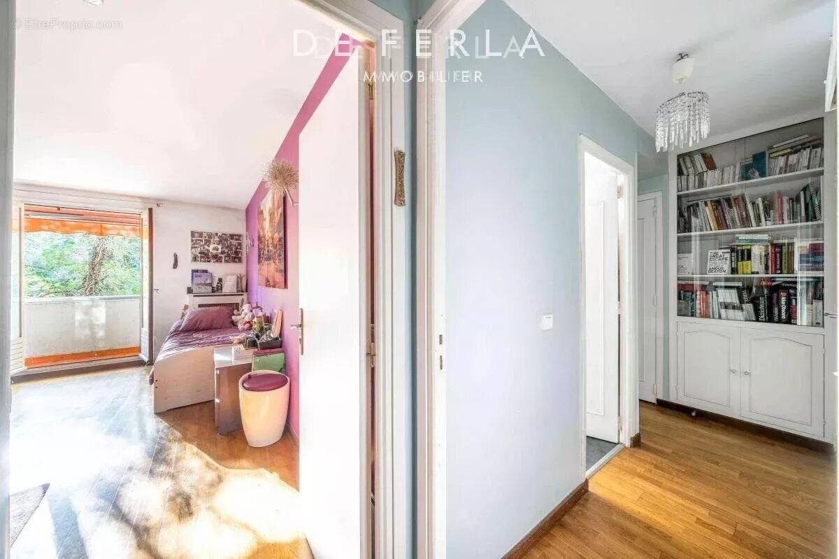 Appartement à PARIS-12E