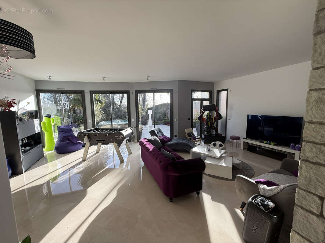 Maison à MARGENCY