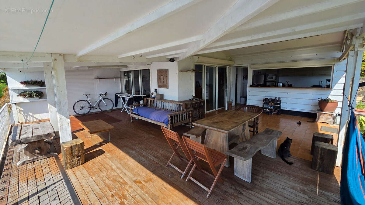 Maison à SAINT-DENIS