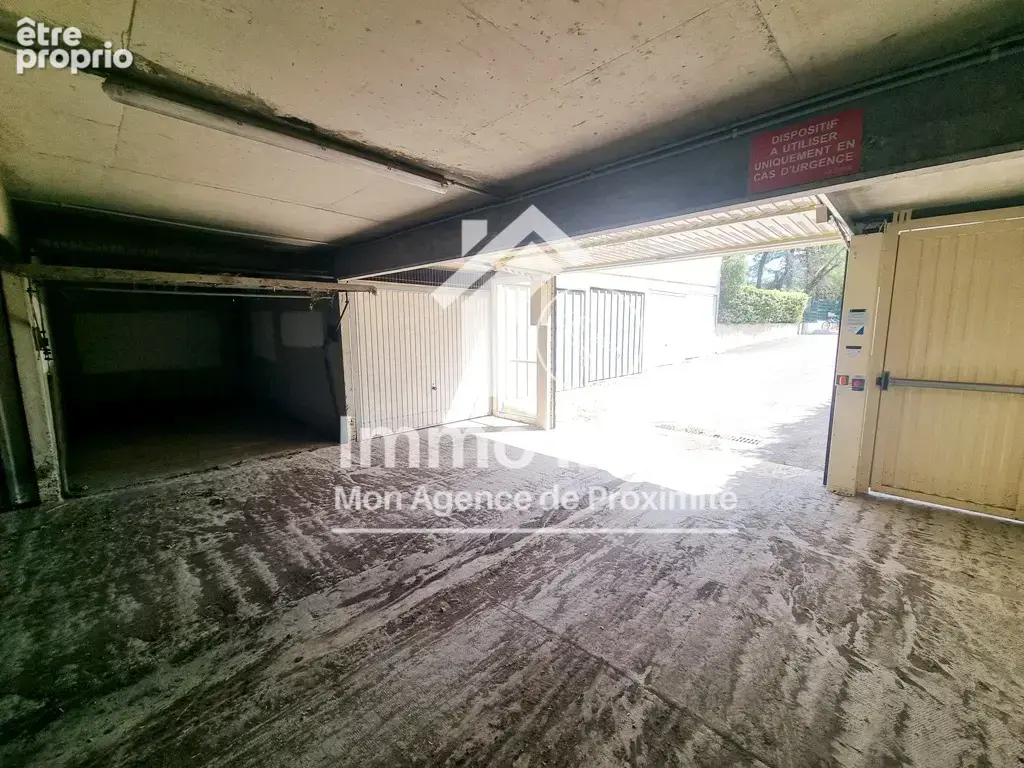 Garage à vendre - Collines d'estanove - photo 3