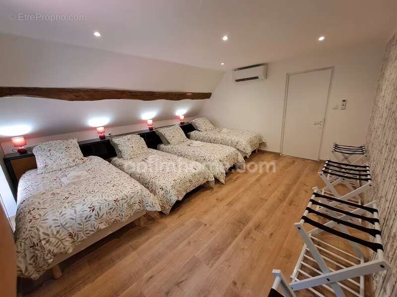 Maison 4 pièces de 72 m² avec terrain arboré de 5 290 m² – Hangar – Terrasse – Prise véhicule électrique situé à Faverolles en B - photo 10