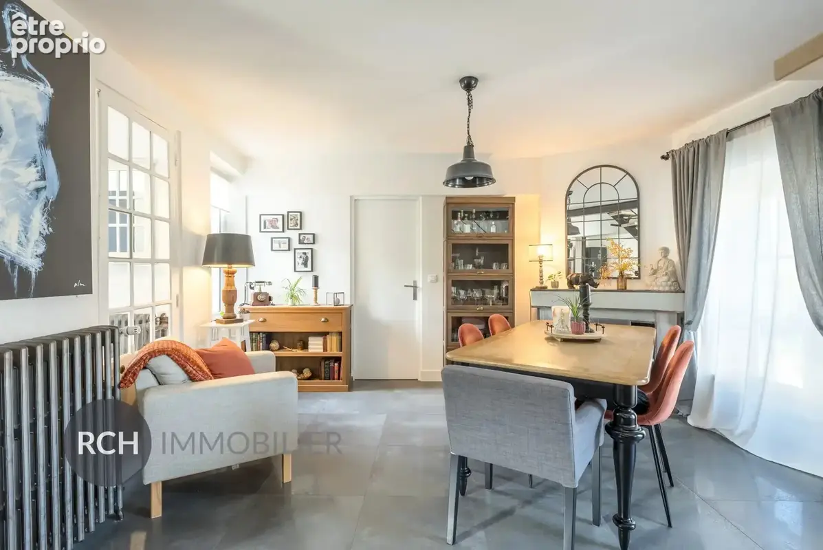 Exclusivité - Forêt de Rambouillet - Maison ancienne avec joli jardin clos de mur - photo 6
