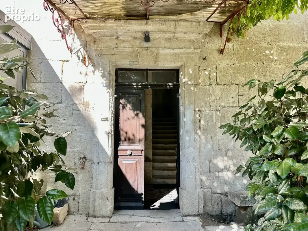 Arles (13)  Pont de Crau : Somptueuse Maison de Maître XIX ème de 280 m2 sur 2600 m2 de terrain - photo 17