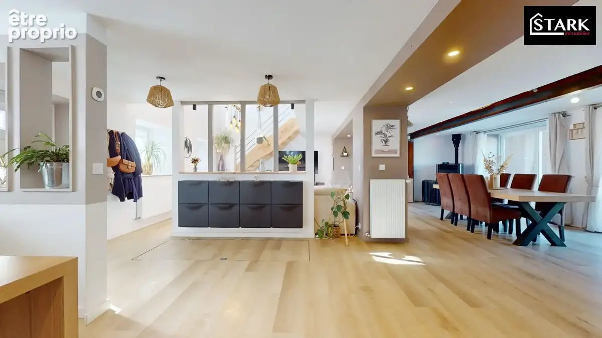 Maison 7 pièces 165 m² à vendre à Rougemont-Le-Chateau (90110) - photo 6