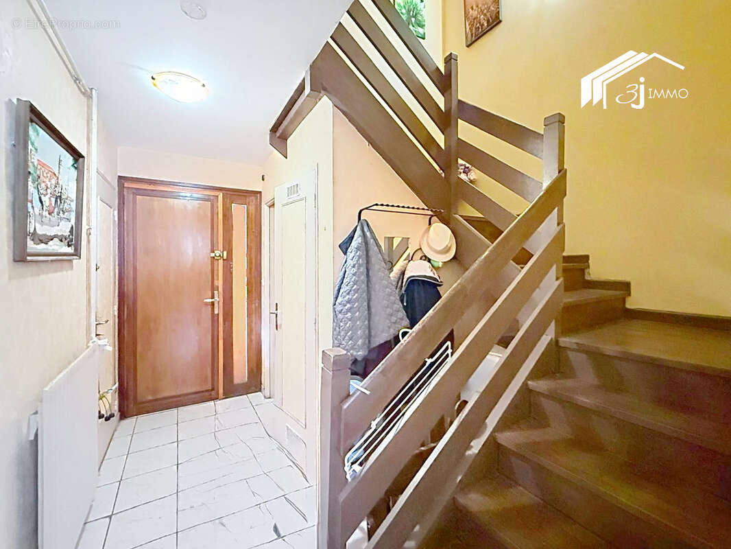 Maison à SAINT-ORENS-DE-GAMEVILLE