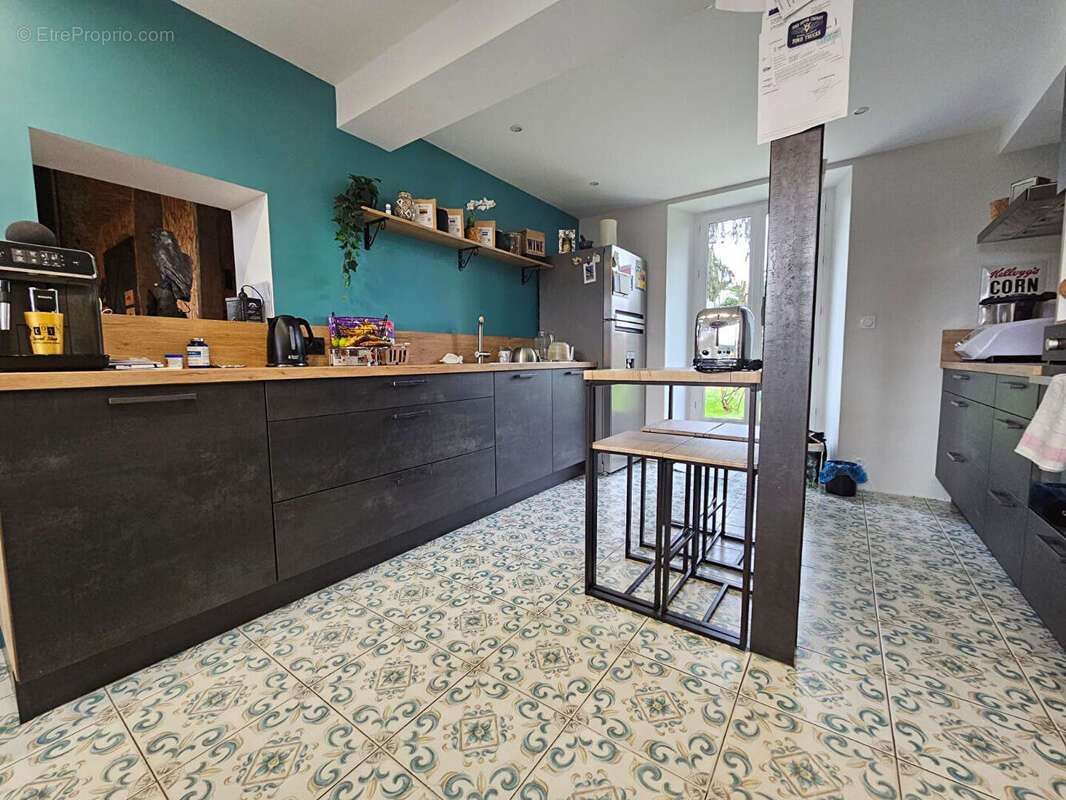 Maison à MERY-CORBON