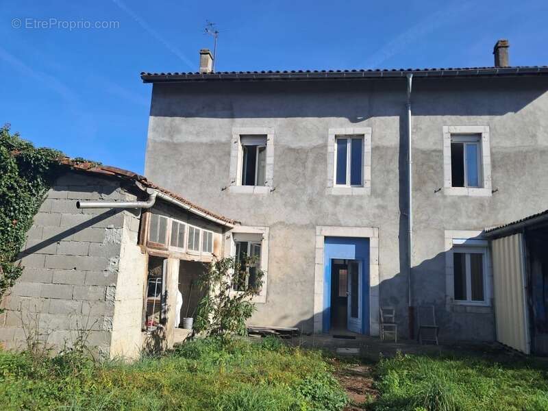 Appartement à GOURDAN-POLIGNAN
