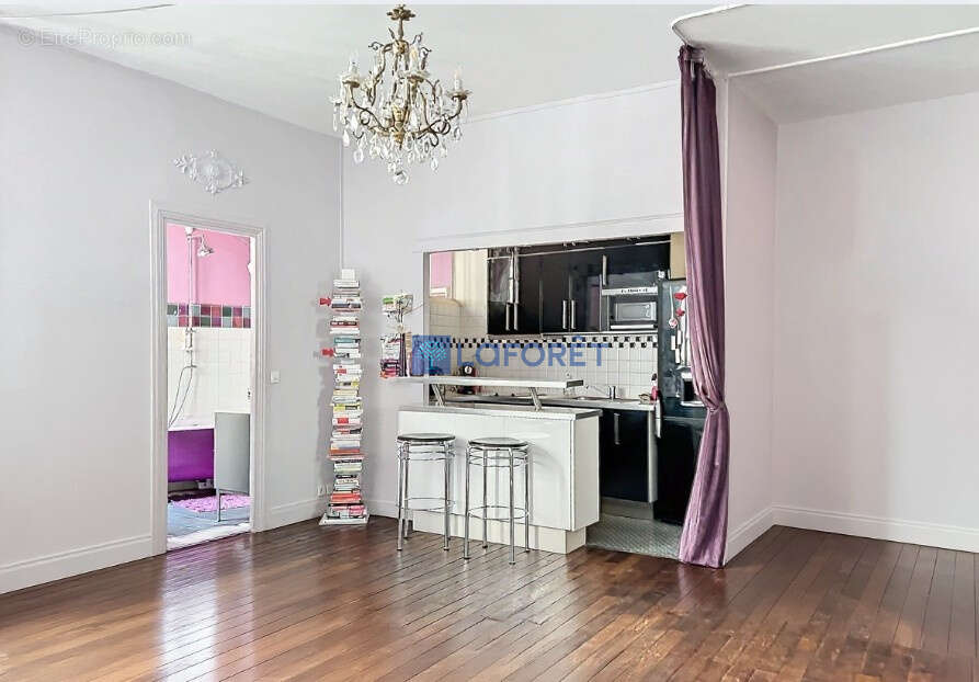 Appartement à PARIS-2E