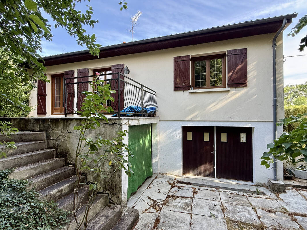 Maison à LONGEVILLE-SUR-MOGNE