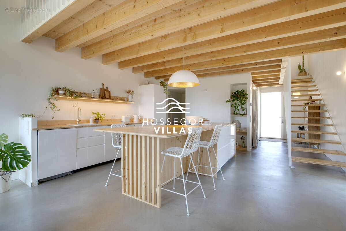 Maison à SAUBION