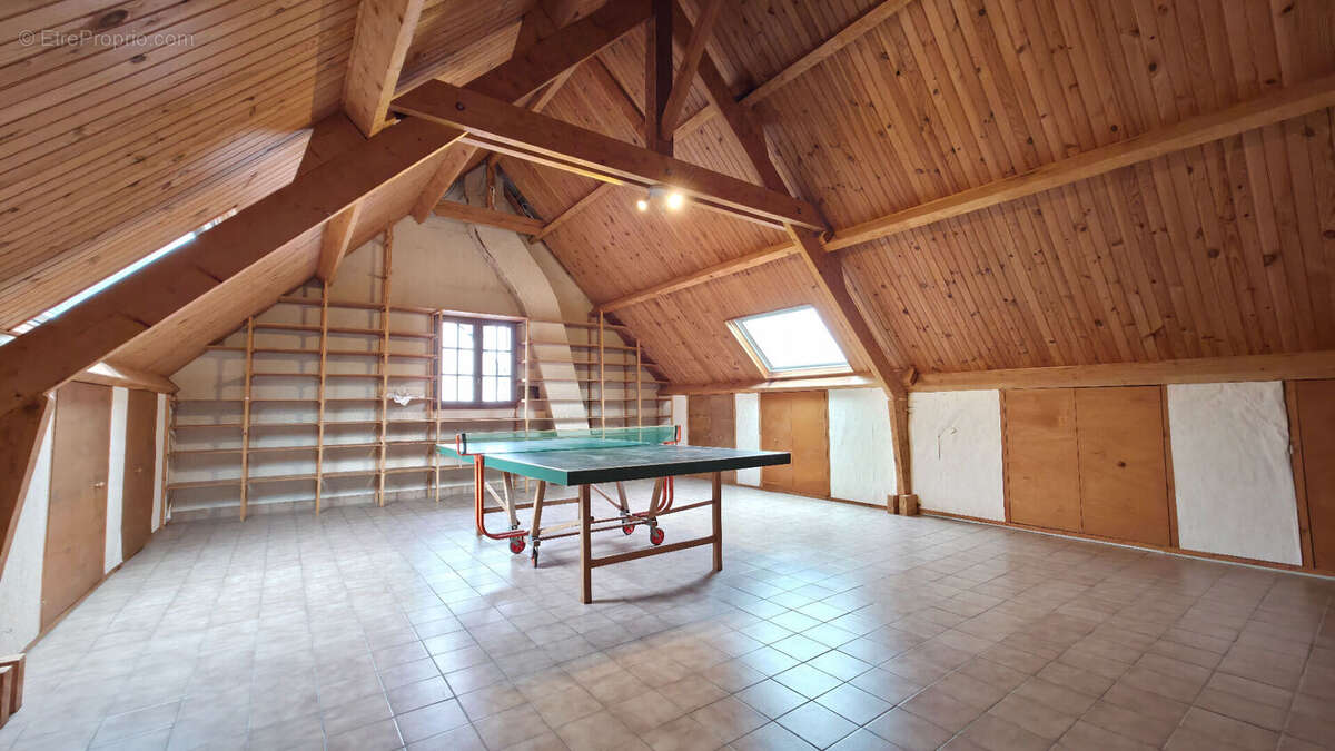 Maison à DONGES