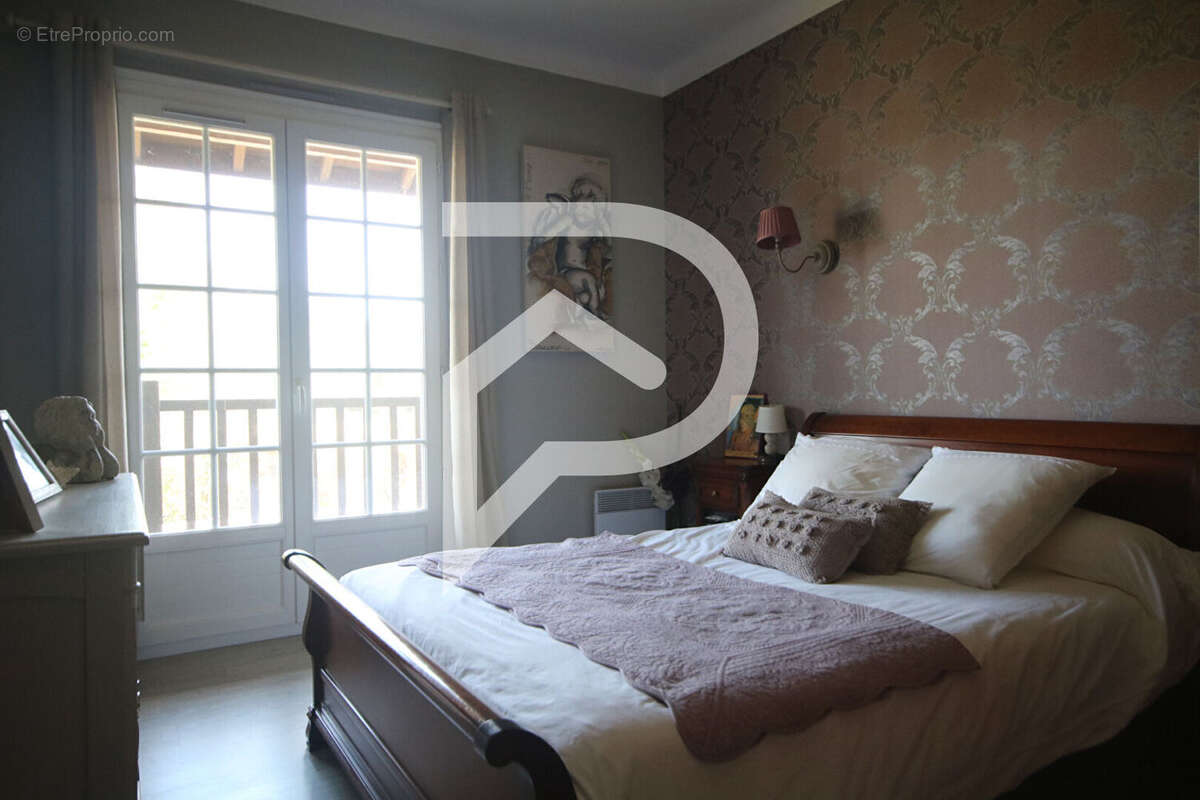 Maison à OLORON-SAINTE-MARIE