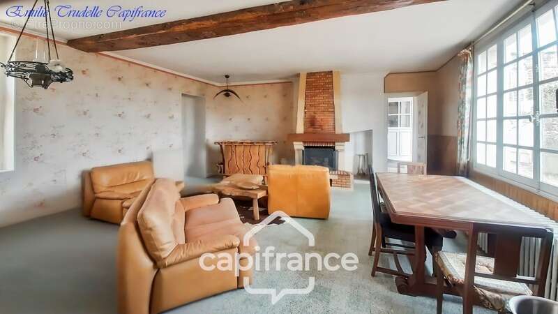 Dpt Sarthe (72), à vendre LA CHAPELLE GAUGAIN maison P8 de 208 m² - Terrain de 1300 m² - photo 4