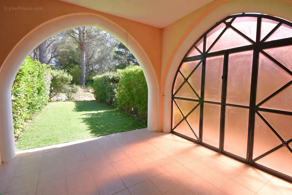 Appartement à SAINT-RAPHAEL