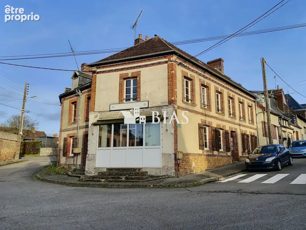 Maison 10 pièces 248 m² à vendre à Rugles (27250) - photo 1