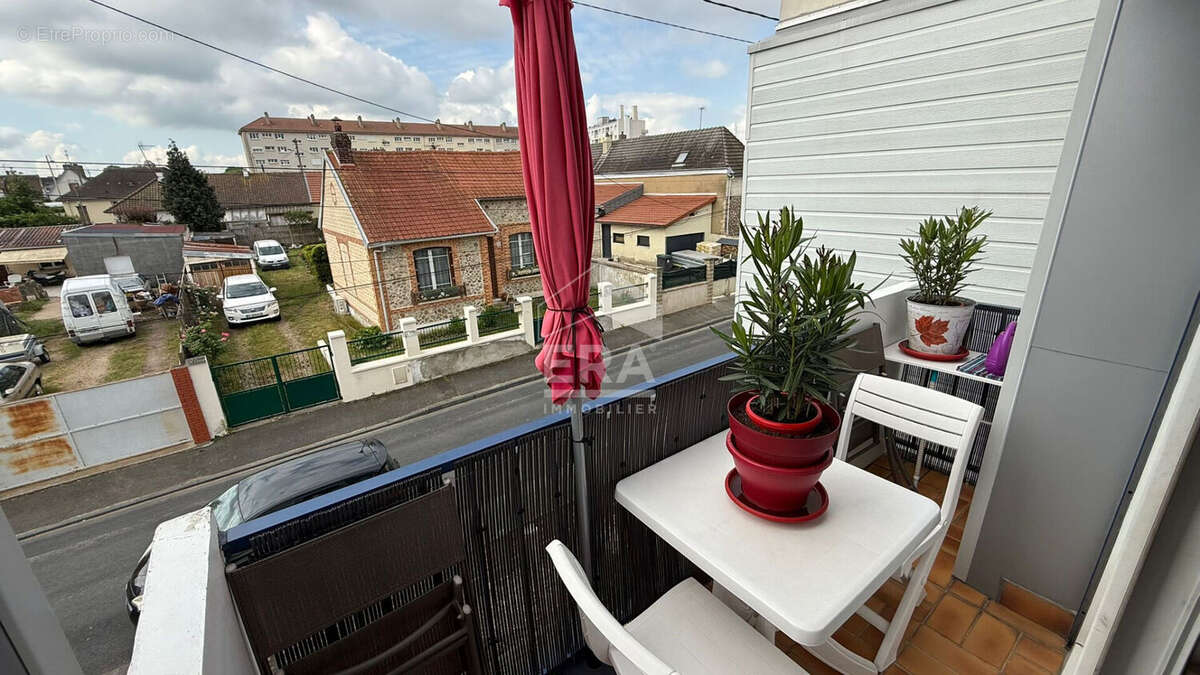 Appartement à SAINT-ETIENNE-DU-ROUVRAY